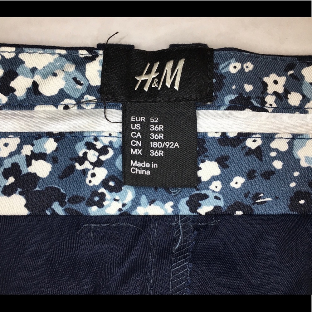 H&M Shorts - Picture 3 of 3